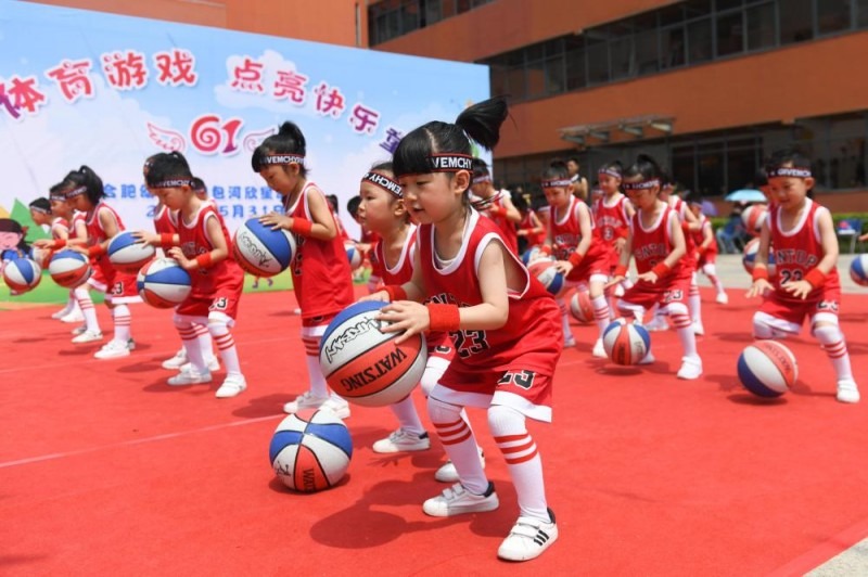 费尔明：巴萨不是欧冠夺冠热门，但我们球队的实